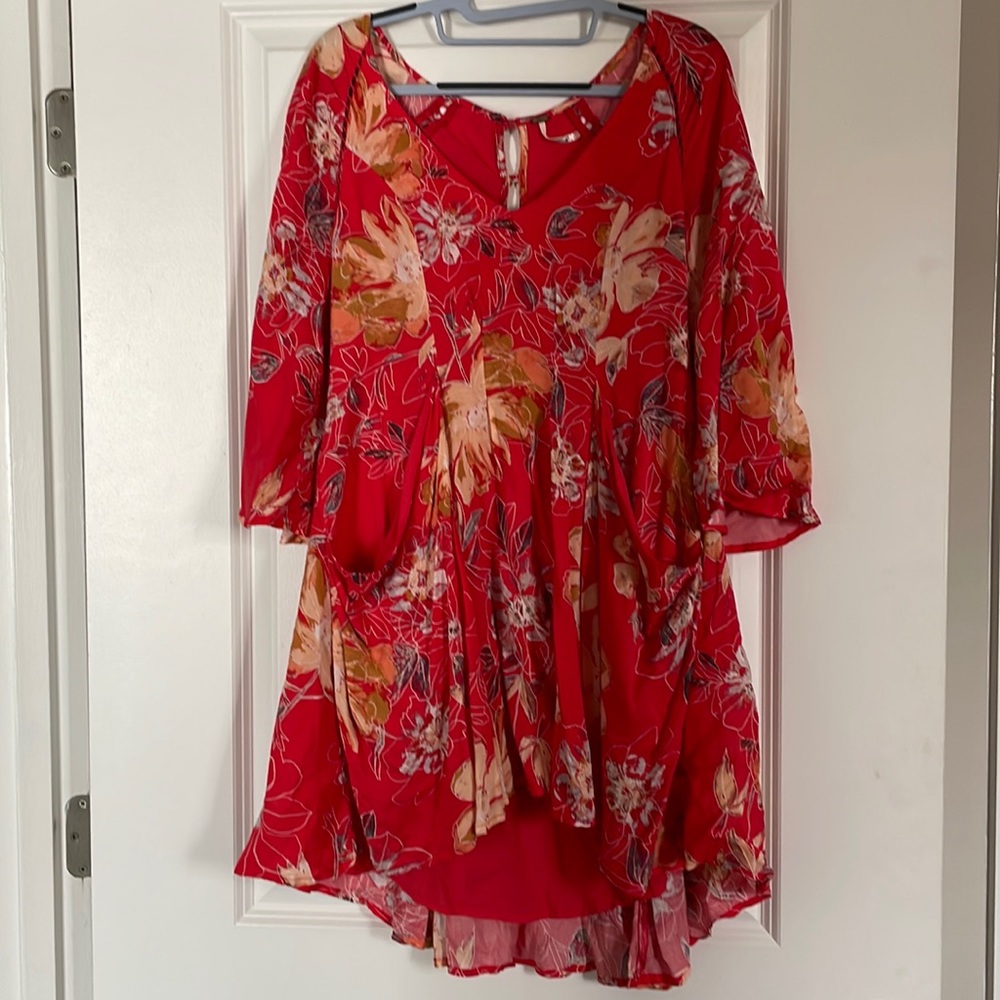 Stunning Free People Dress with Pockets!